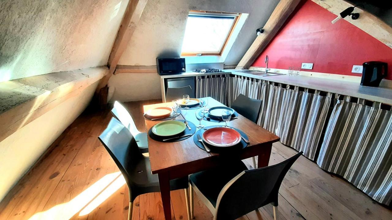 Gite Evidence Varennes-sur-le-Doubs ภายนอก รูปภาพ