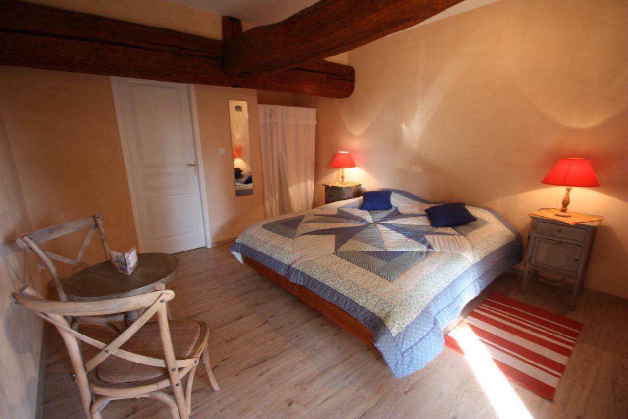 Gite Evidence Varennes-sur-le-Doubs ภายนอก รูปภาพ